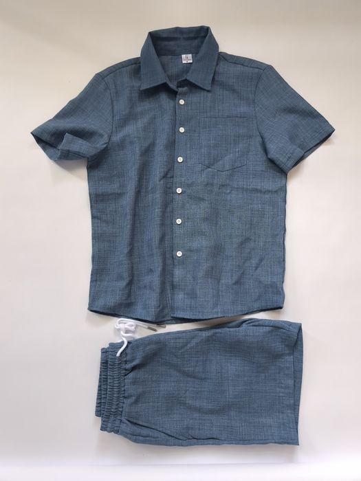 Літній комплект одягу: шорти та футболка