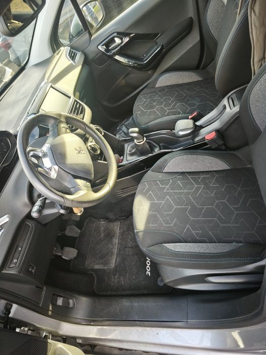 Peugeot 2008 - Excelente Estado / Nacional