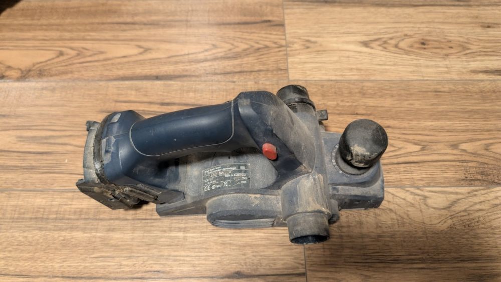 Strug akumulatorowy Bosch GHO 14,4V