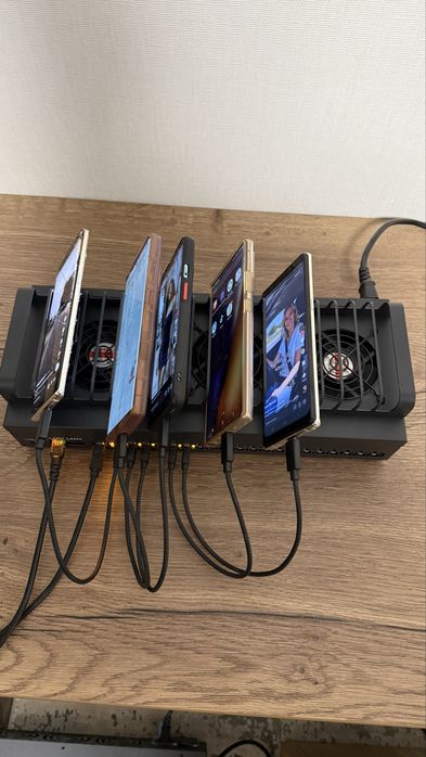 Бокс для фермы мобильных телефонов