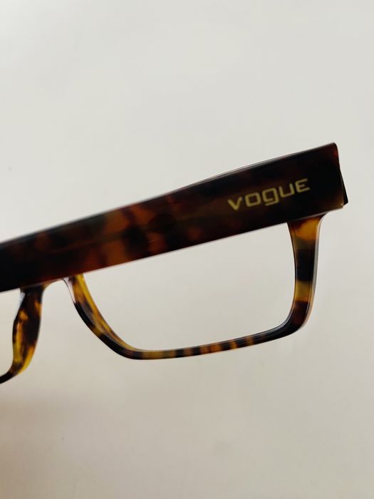 Óculos Armação Vogue