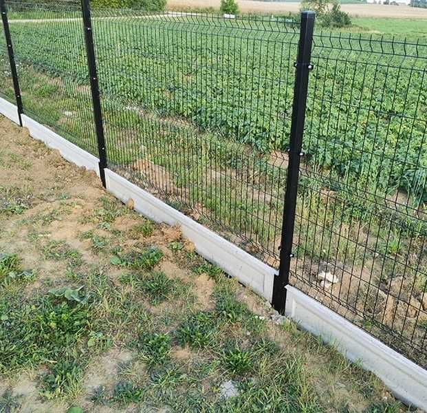 Ogrodzenie panelowe h-1,5 fi4 Plus podmurówka