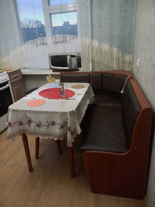 Здам погодинно і  подобово однокімнатну квартиру.