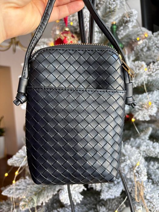 Сумка-кошильок чорного кольору