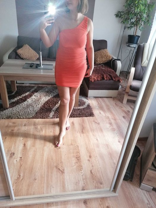 Sukienka missguided nowa
