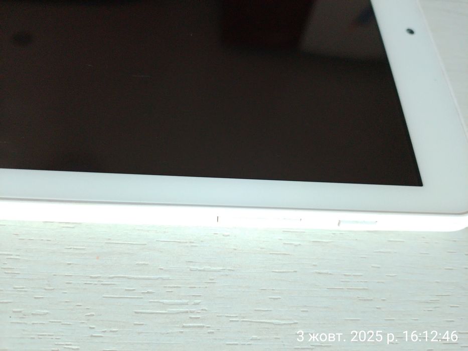 Планшет Acer Iconia One 8