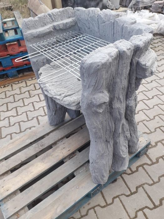 grill ogrodowy betonowy - drzewiec, rzeźba, ozdoba, gril inny duży