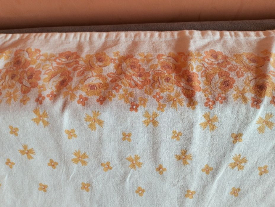 Podkład na łóżko pościel PRL