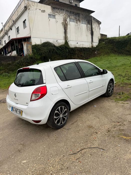 Renault clio 2012
