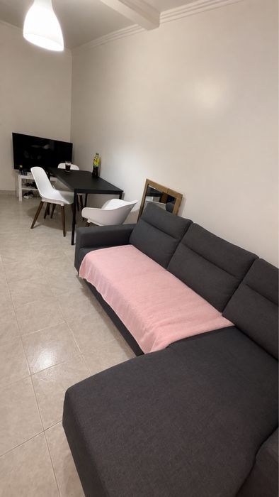 Sofa, mesa moveis para casa