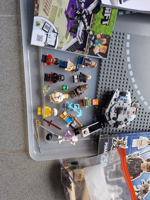 Zestaw klocków lego minecraft  i inne  figurki