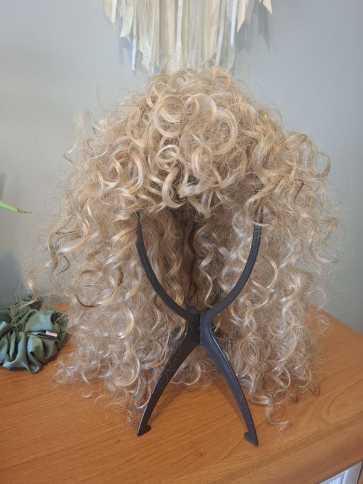 Ręcznie tkany toper. Włosy proteinowe.