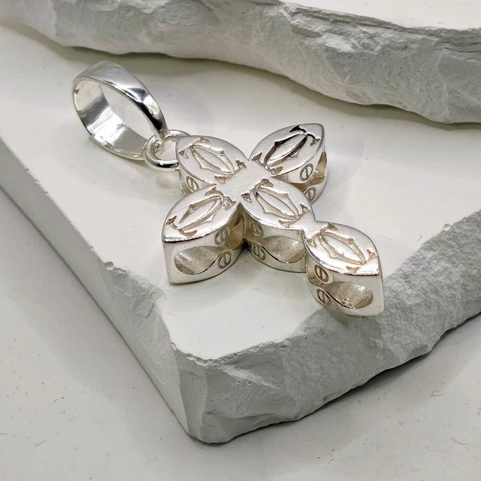 Krzyżyk srebrny duży cartier 21g, 5.5cm wysokości, grubość 8mm, srebrny krzyż cartier duży