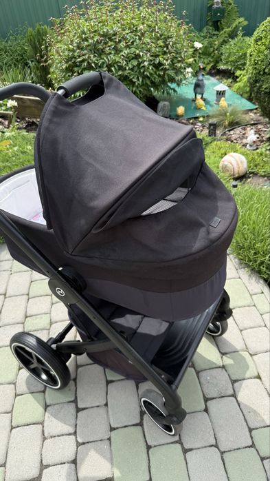Cybex Balios S Lux Black, чорна 2в1