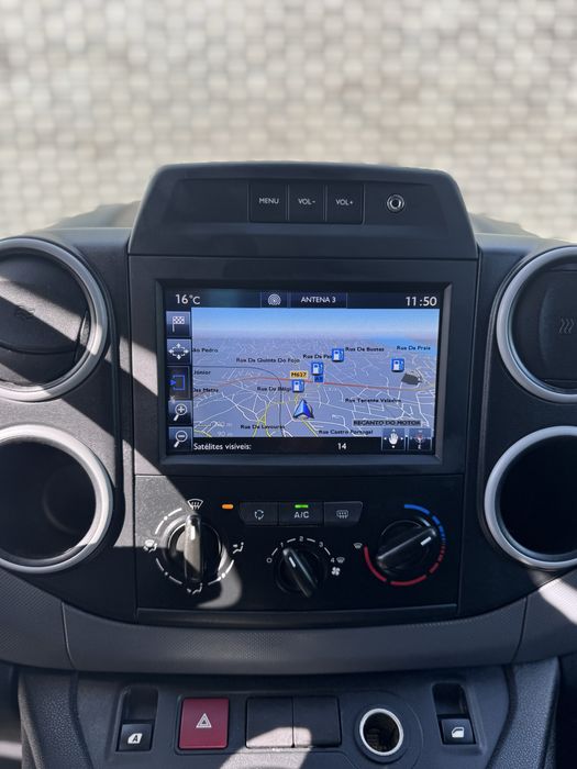 Peugeot Partner 1.6 HDi | CarPlay | Full Extras