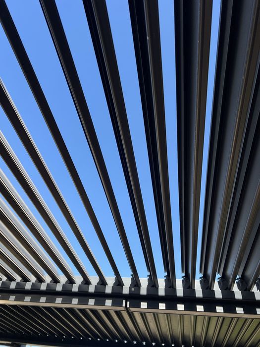 супер пергола из алюминия . Беседка, альтанка , навес.