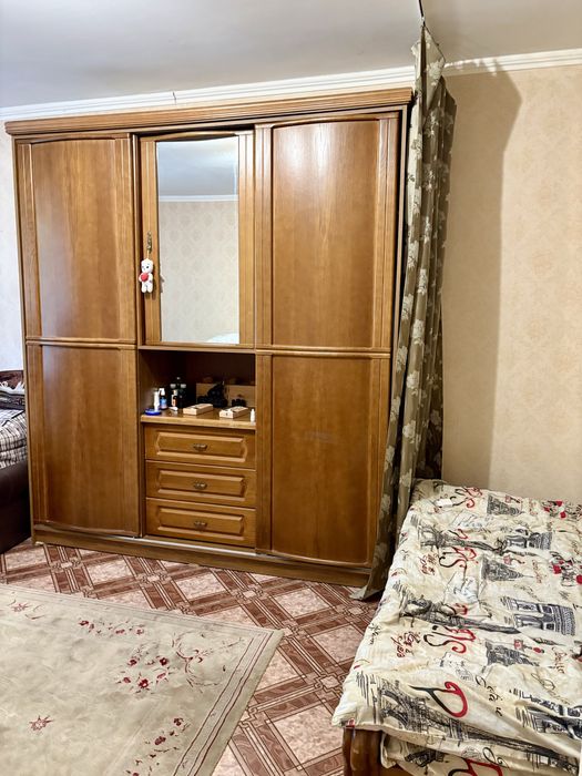 Продаж 1-кімнатної квартири на вул. Калиновій. Лівий берег.