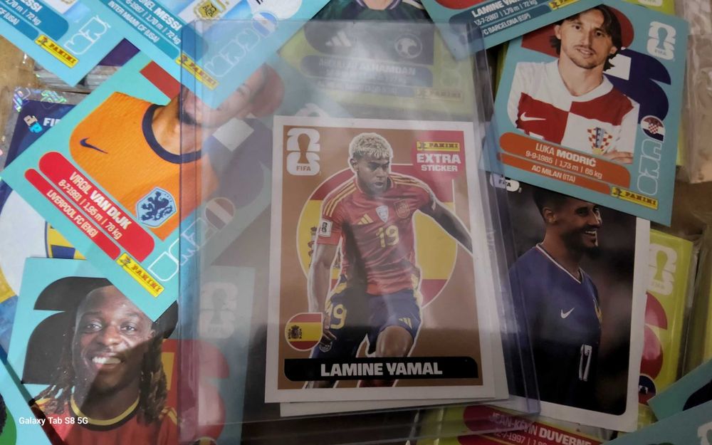 Vendo vários extra sticker panini 2026 originais