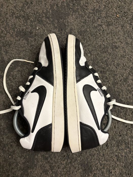 Buty nike eborn low rozmiar 42.5 (27cm) AQ1774-102