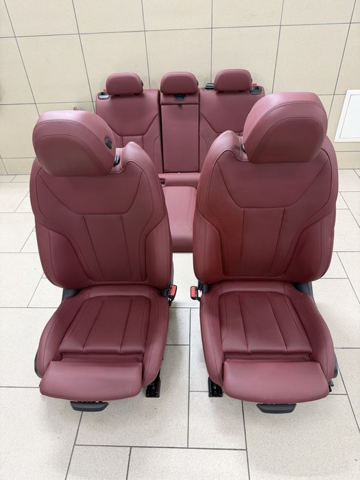 BMW I4 4 g26 салон сидіння бмв г26