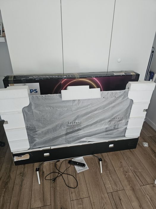 Uszkodzony Philips 65OLED873 (65") + Pilot Premium QWERTY