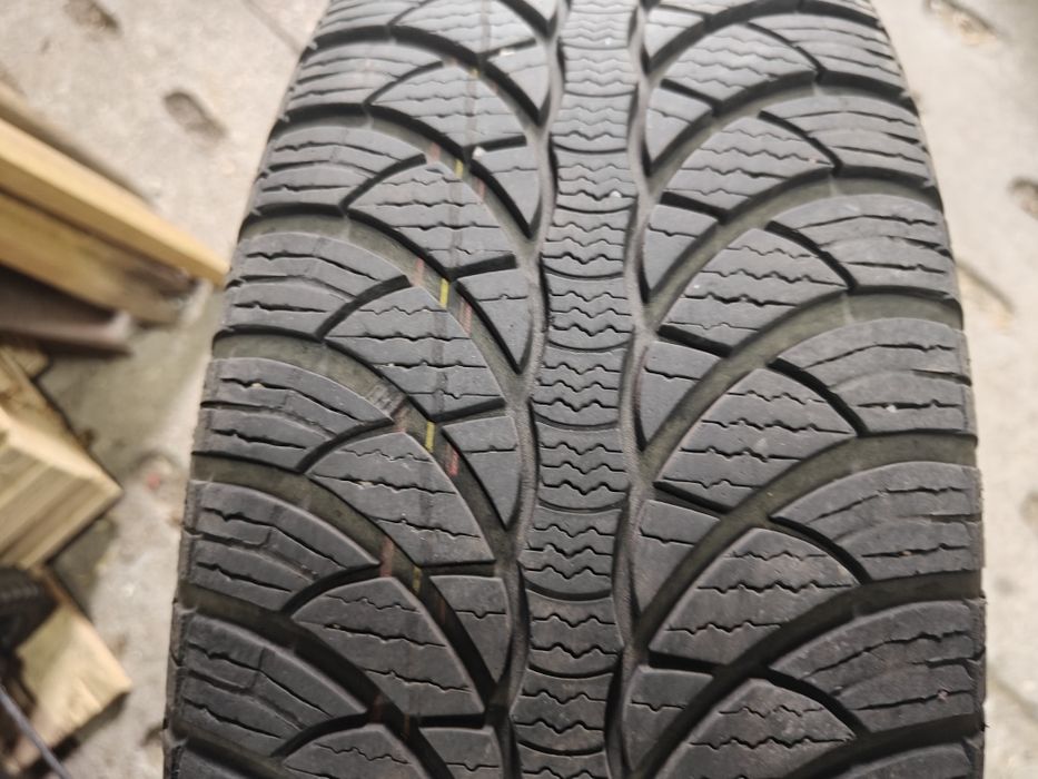 Sprzedam 4 koła  kia cee'd 1