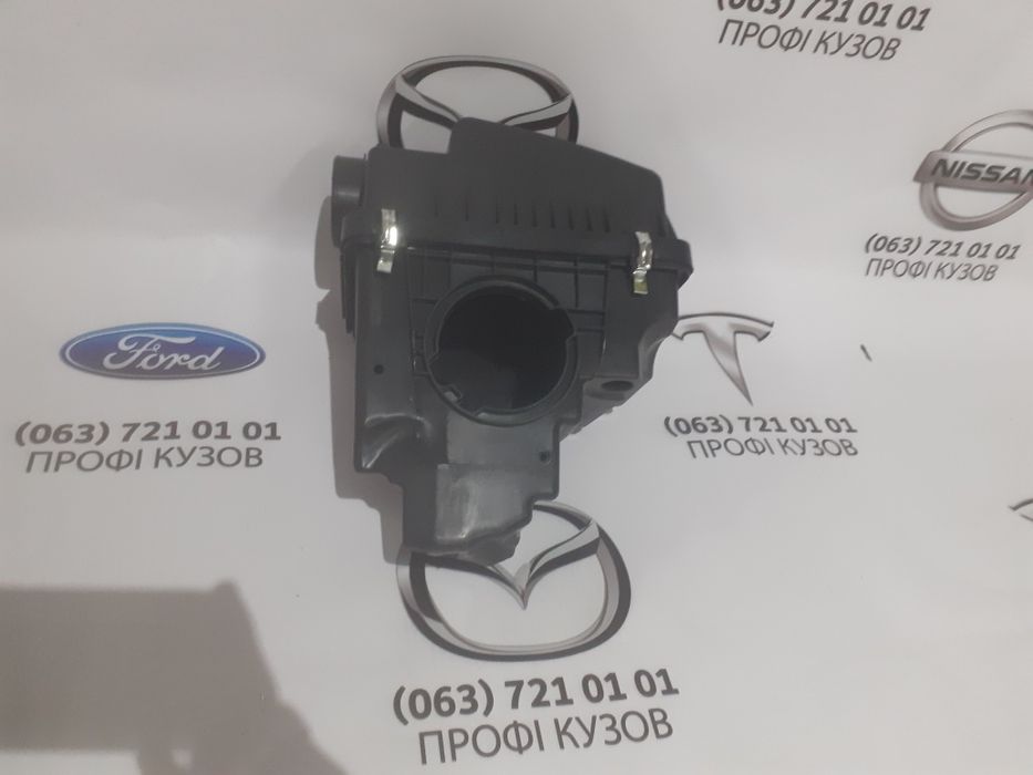 Корпус повітряного фільтра, бачок омивача Мазда 3, 6, СХ5, СХ50, СХ30