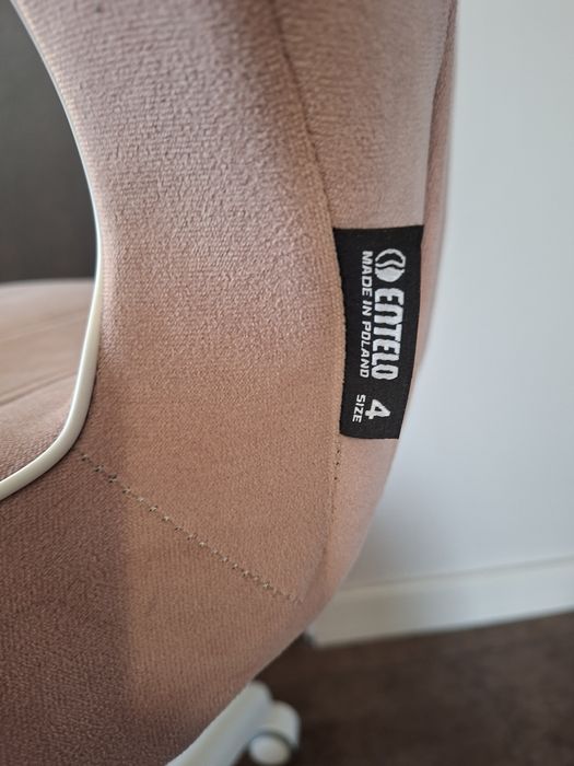 Krzesło obrotowe Entelo 4