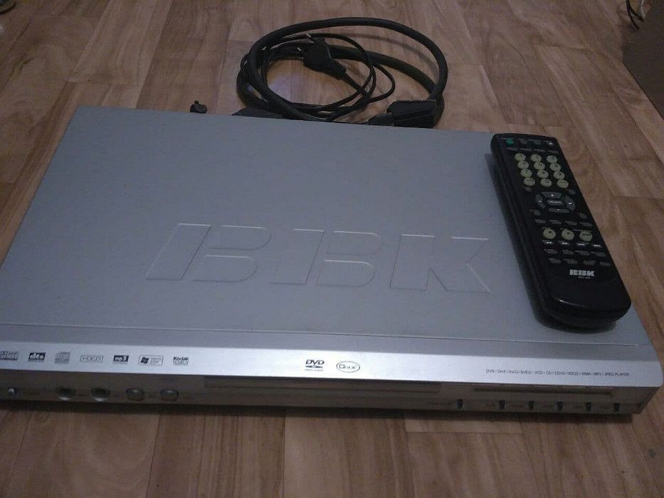 DVD плеер BBK 935S караоке на два микрофона