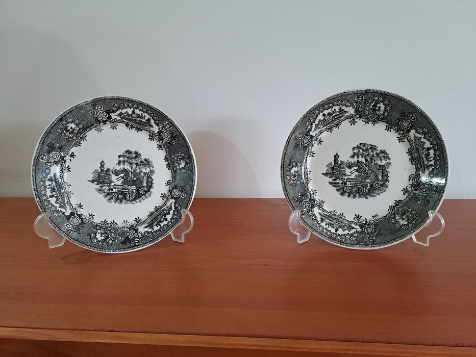 Pratos da Real Fábrica de Sacavem