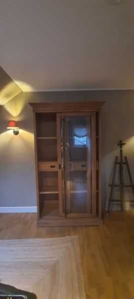 sprzedam dębowy kredens 110x210cm