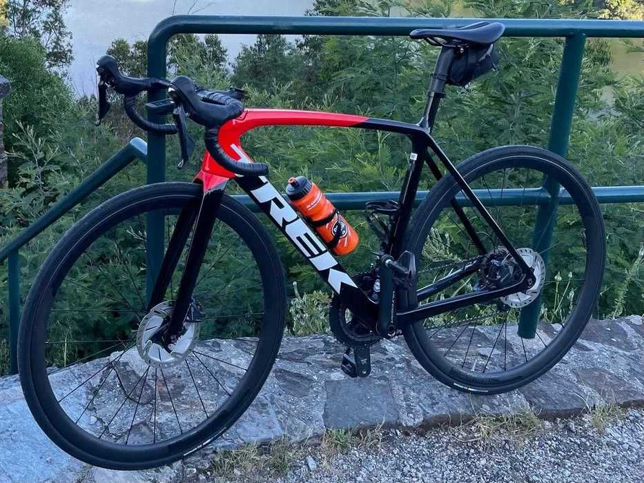 Bicicleta Trek Emonda SL6 Pro Rodas Carbono