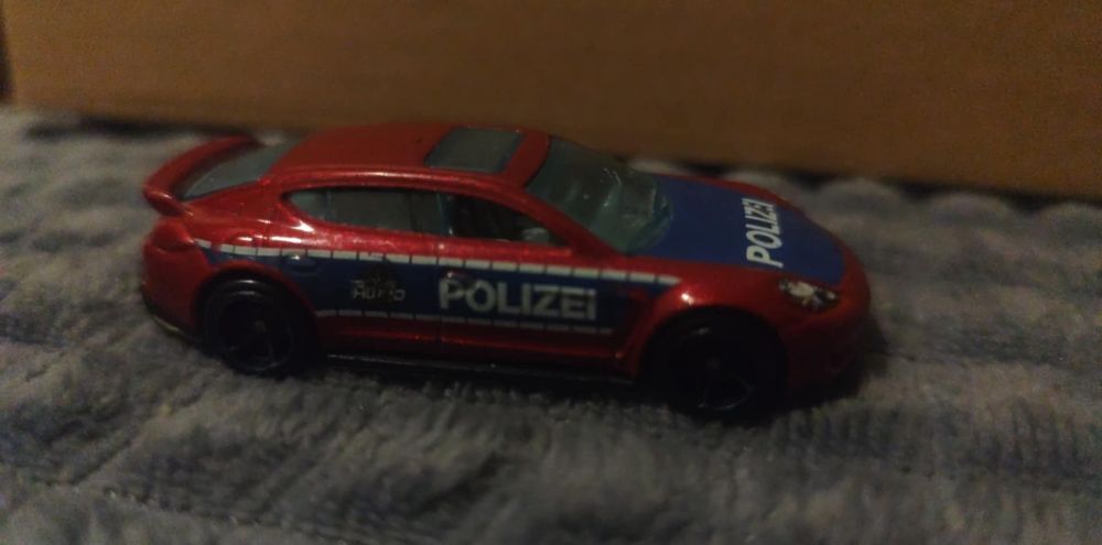 Hot Wheels Porsche Panamera S