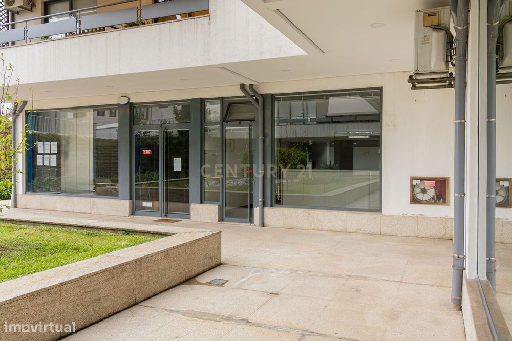Espaço comercial para arrendamento no Centro de Braga | Oportunidade