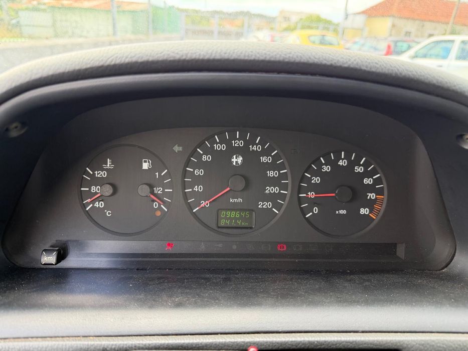 Alfa Romeo 145 1.4T.Spark L 103CV