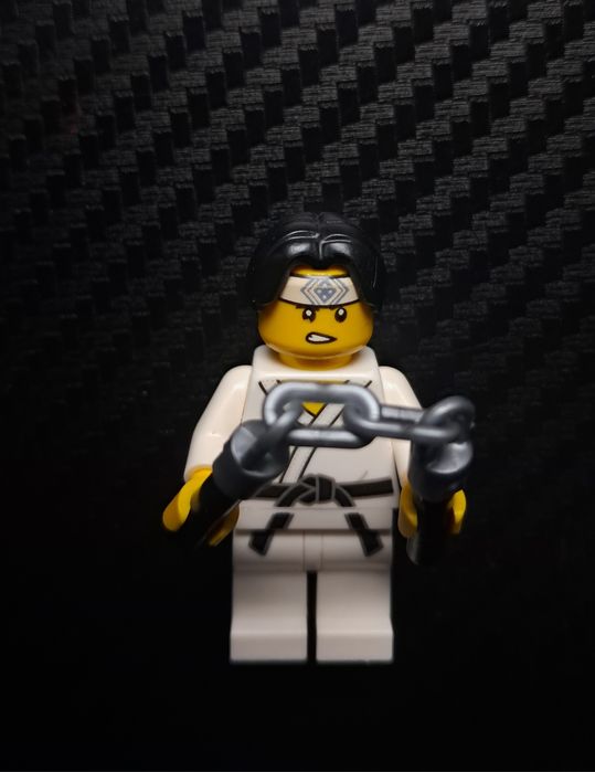 lego figurka karateka