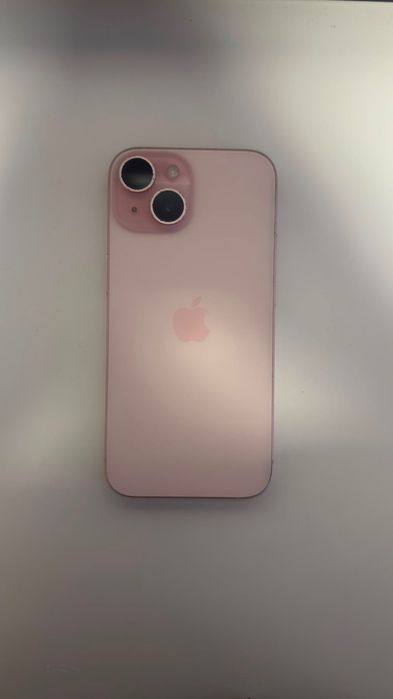 iPhone 15 128GB, usado