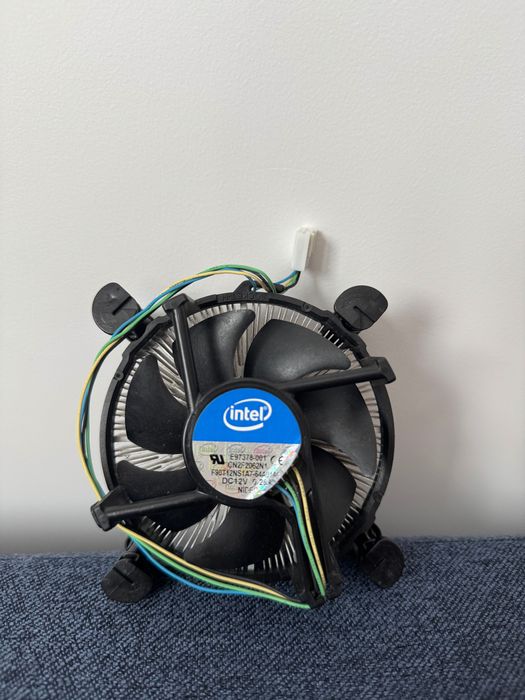 Intel Chłodzenie CPU (Stock) LGA1155 – Lekko używane