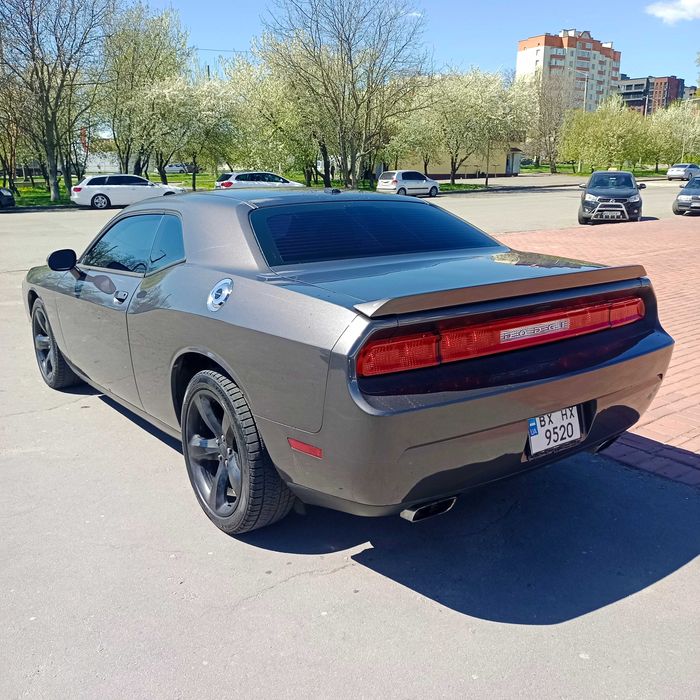 Оренда Прокат авто Dodge Challenger Купе подобово м. Хмельницький