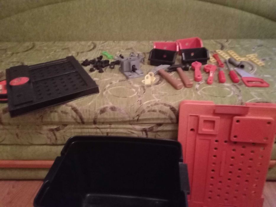 Warsztat z narzędziami dla chłopca