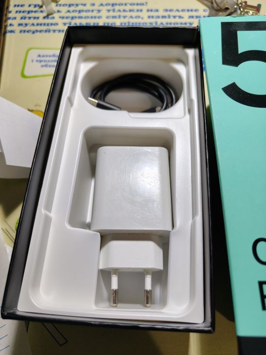 Продам телефон Oppo Reno 5 lite