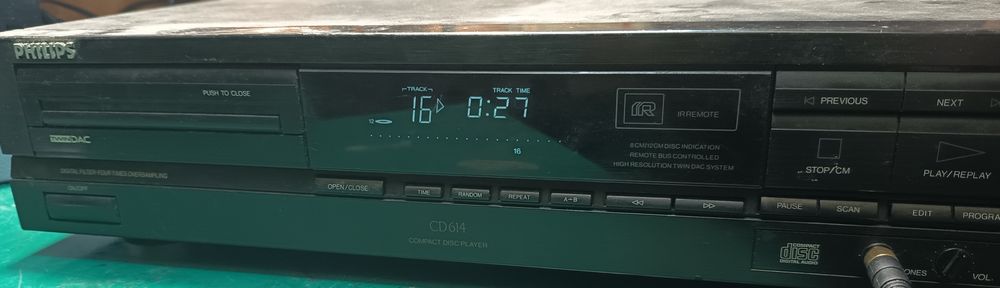 Odtwarzacz CD Philips CD614