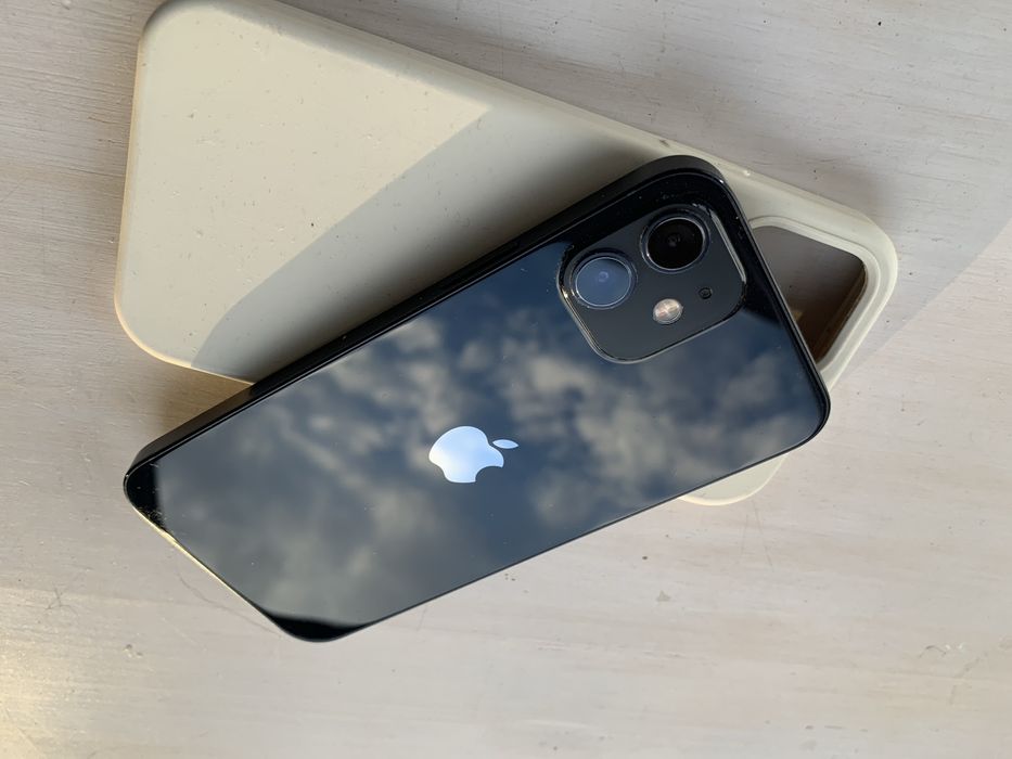 iPhone 12/128 гарний стан…
