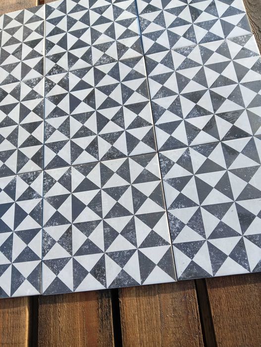 Черно Белая Mатовая Плитка на пол и стены ETHNO 18,6 x 18,6 см