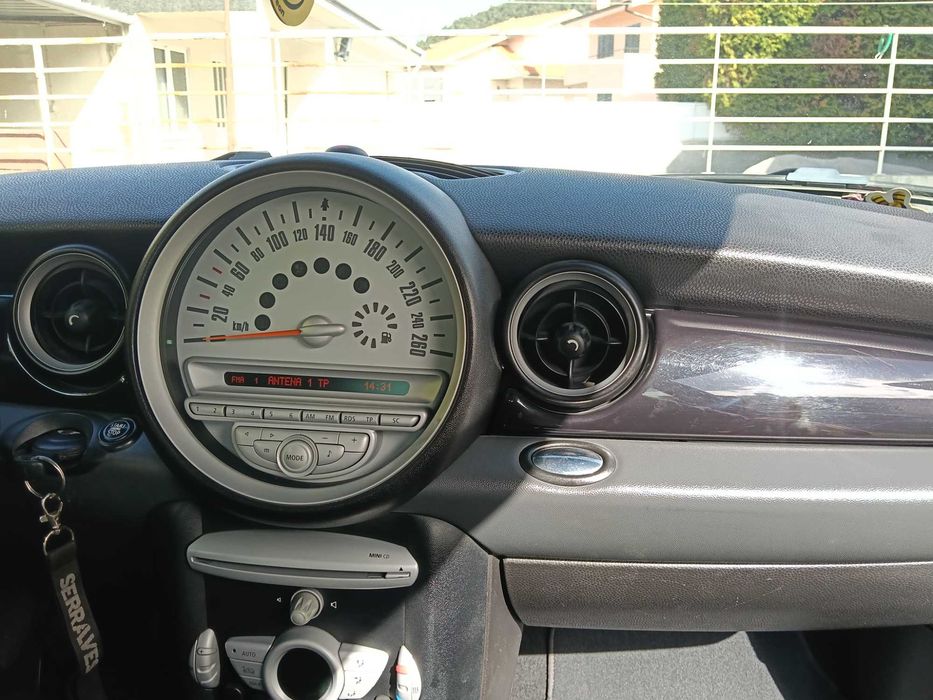 Mini Cooper Diesel motor PSA — photo 3