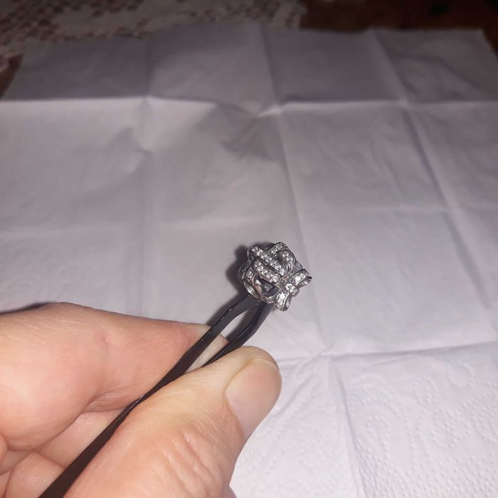 Charms  prezent cyrkonie do Pandory