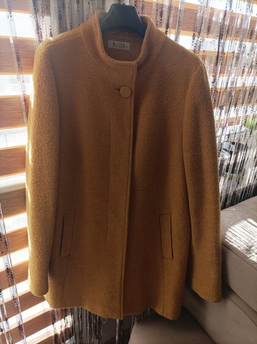 Płaszczyk wiosenny miodowy