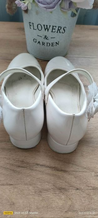 Buty komunijne 33 białe obcas