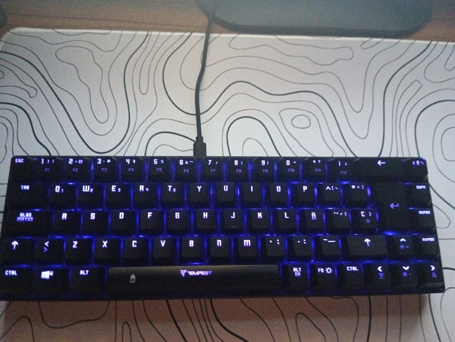 Teclado tempest 60%