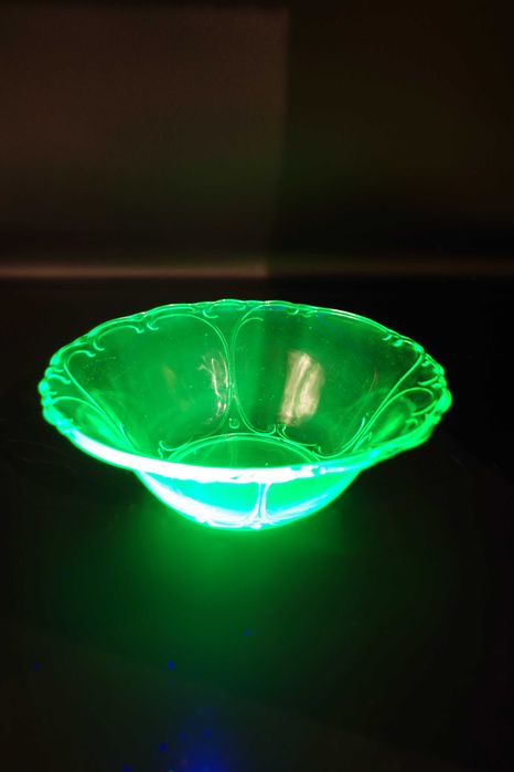 Misa ze szkła uranowego